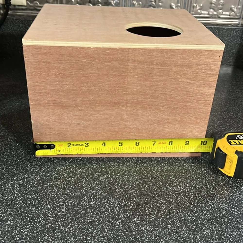 Prevue Pet Products Wood Animal Hut for Guinea Pigs